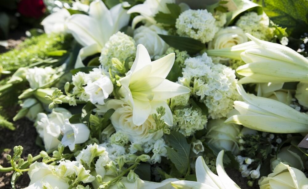 Vakre og unike blomster til begravelse og kondolanse