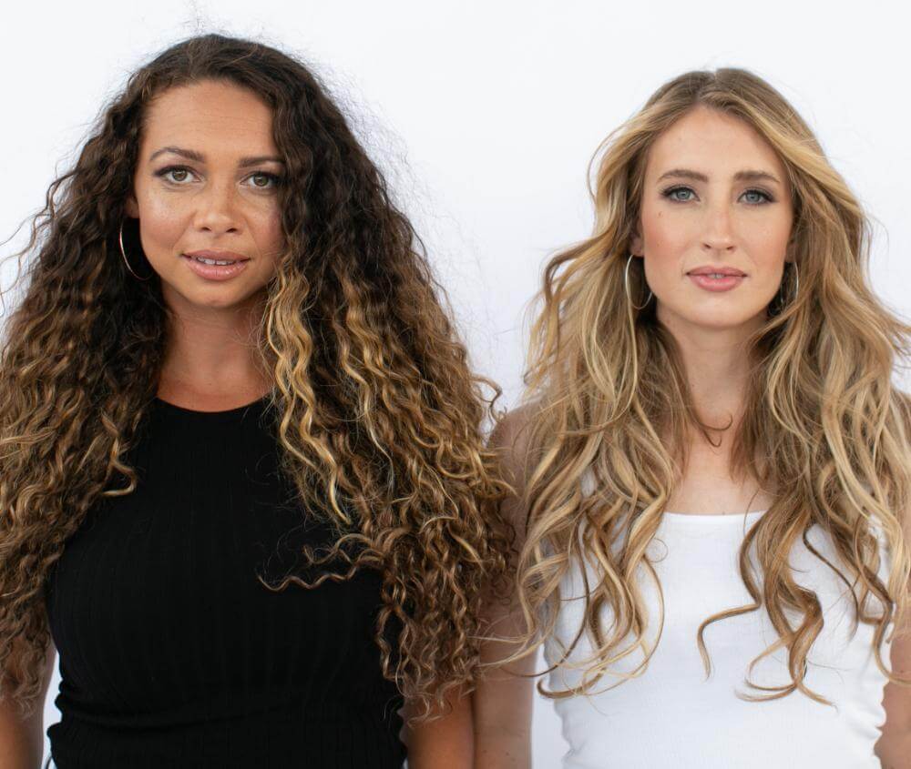 What is the difference between curly and wavy hair?