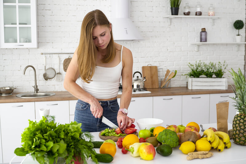 Which vegetables and fruits can help you effectively detoxify