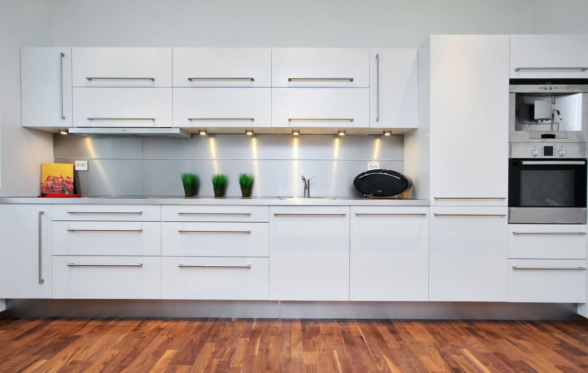 https://dropinblog.net/34237602/files/featured/kitchen_white.jpg