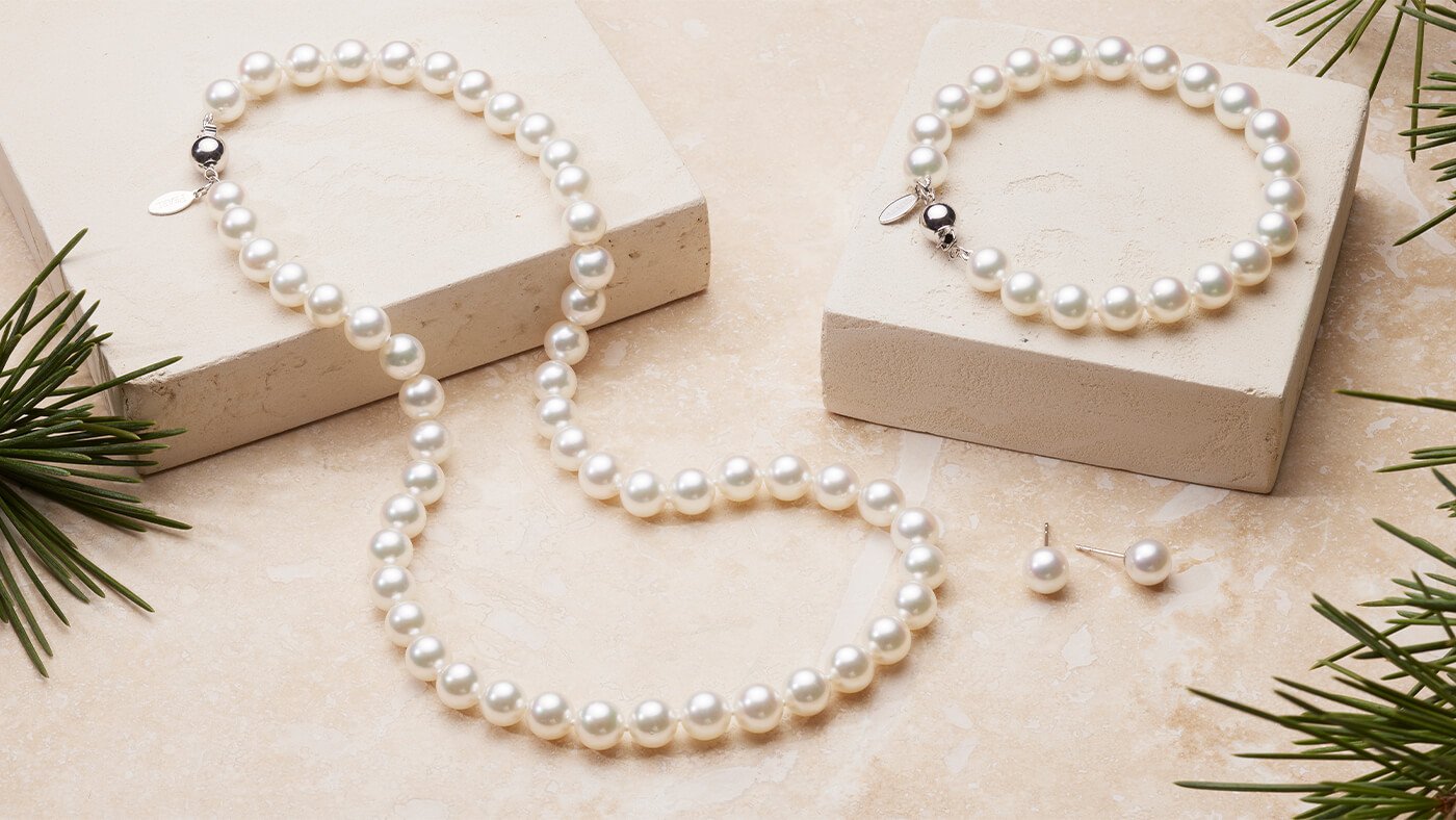 Regular White Hanadama vs. Natural White Hanadama Pearls