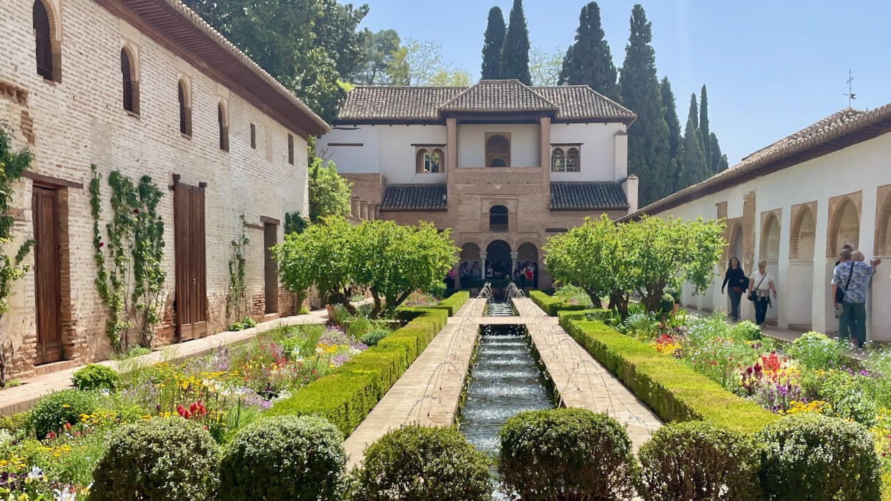 Origin of the Backyard Paradise: Lessons from the Alhambra