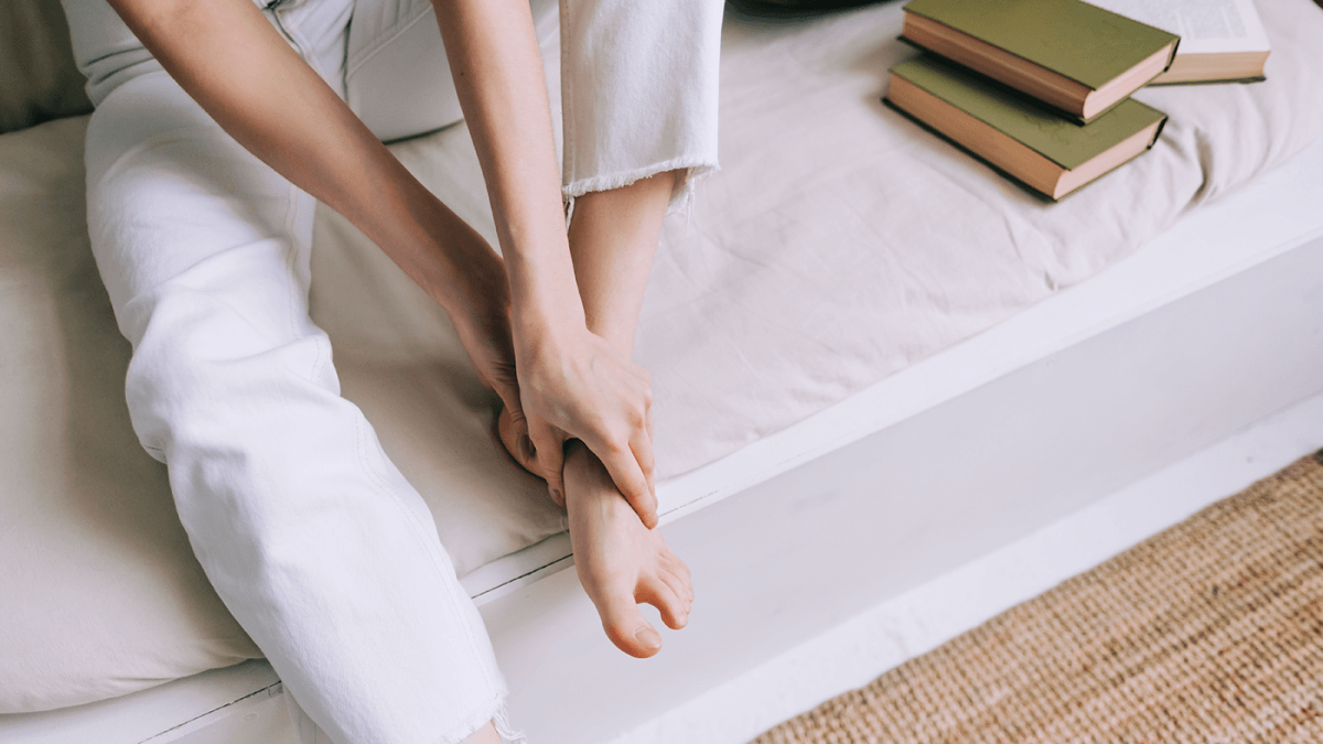 Plantar Fasciitis Exercises: 10 Steps To Help Relieve Pain