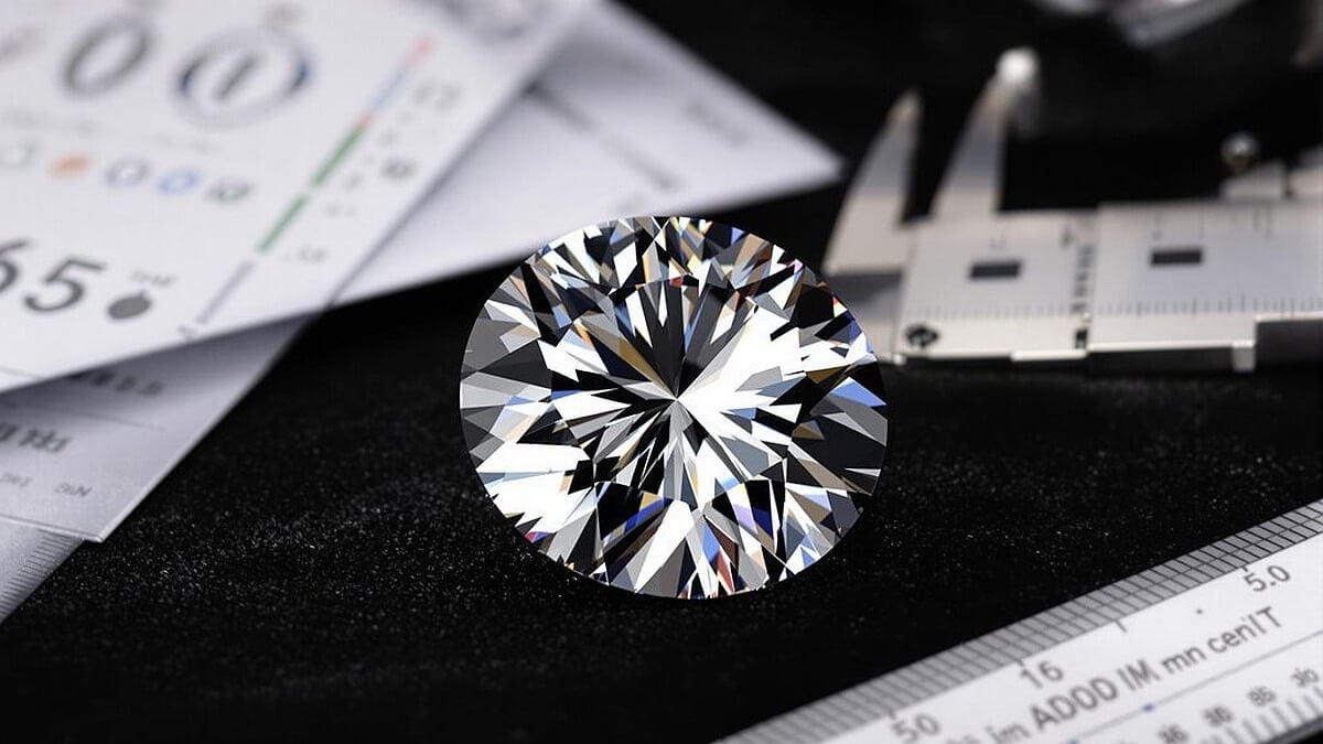 Master the Diamond Code: How the 4 Cs Make or Break Your Purchase