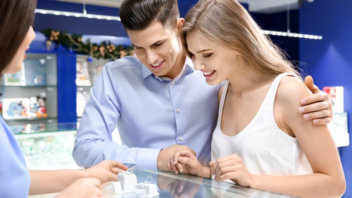 How To Buy A Diamond Engagement Ring On A Budget