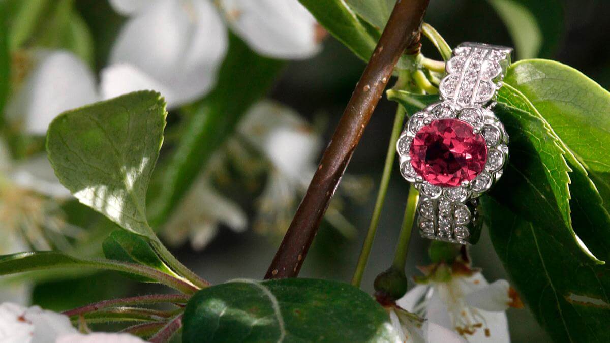 Pink Sapphires - A Beautiful Choice For Your Next Jewellery – All Diamond