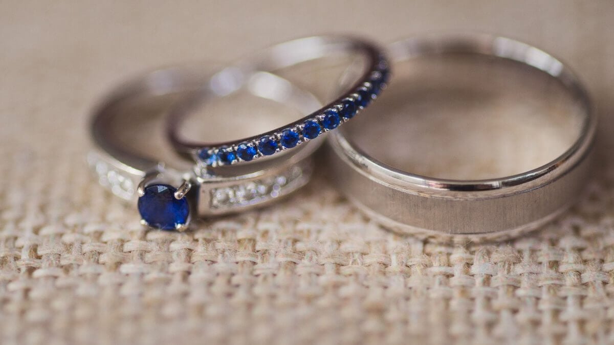 Is A Sapphire Engagement Ring A Good Choice?