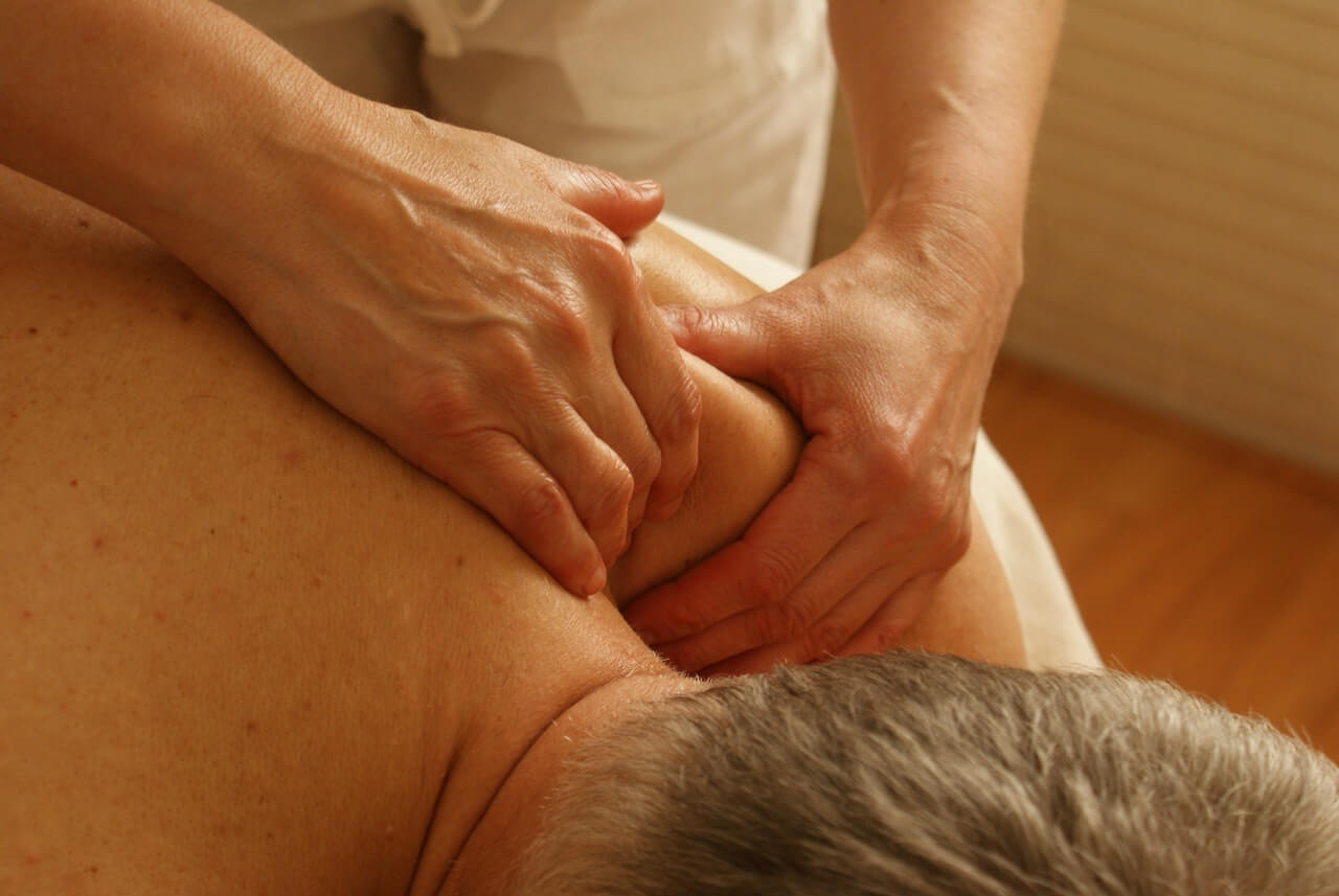 https://dropinblog.net/34240617/files/featured/Massage_Therapy_for_Seniors.jpg