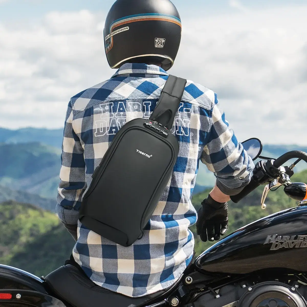 5 Best Motorcycle Chest Bags in 2022 (Top Rated and Reviewed)