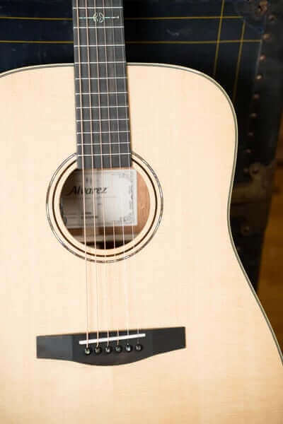 Best Intermediate Acoustic Guitar: The Alvarez Laureate Series LD60E
