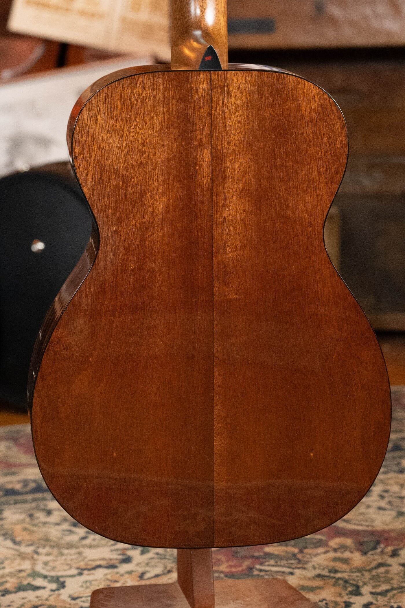 Martin OO-DB Jeff Tweedy Martin Guitar Back