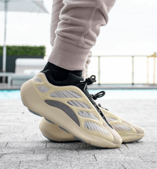 Adidas Yeezy 700 V3 Azael – YankeeKicks Online