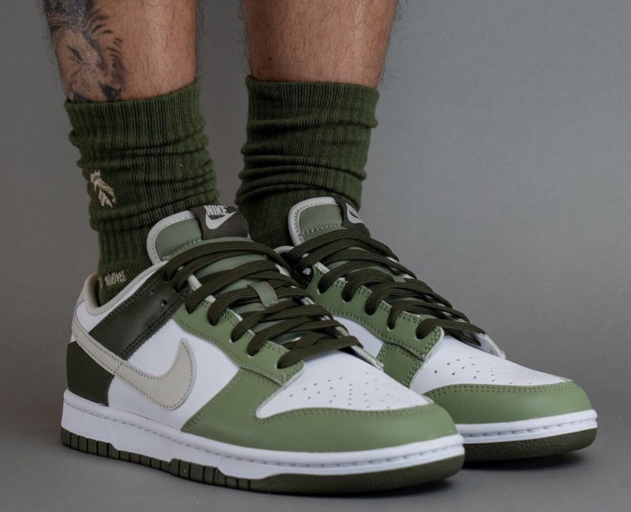 green and white dunks