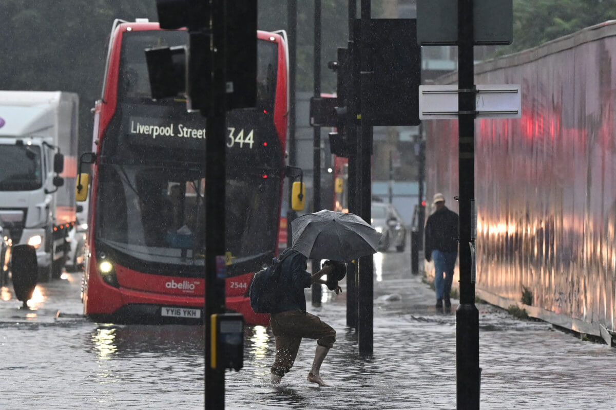 Climate change and floods in Europe.