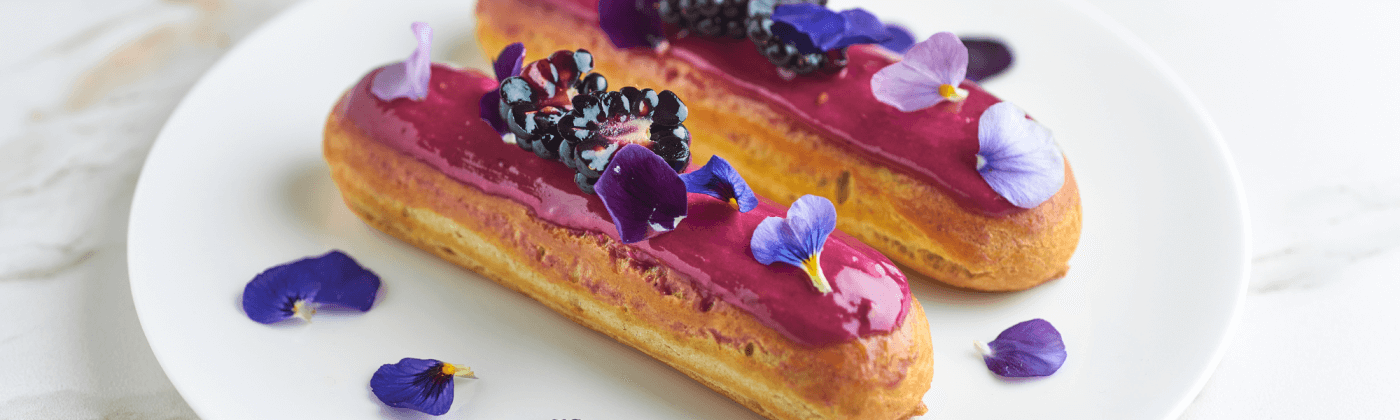 Blackberry eclair