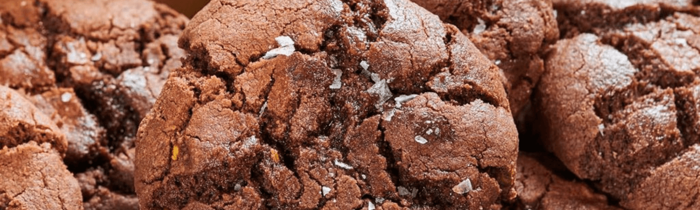 Chocolate and pistachio cookies