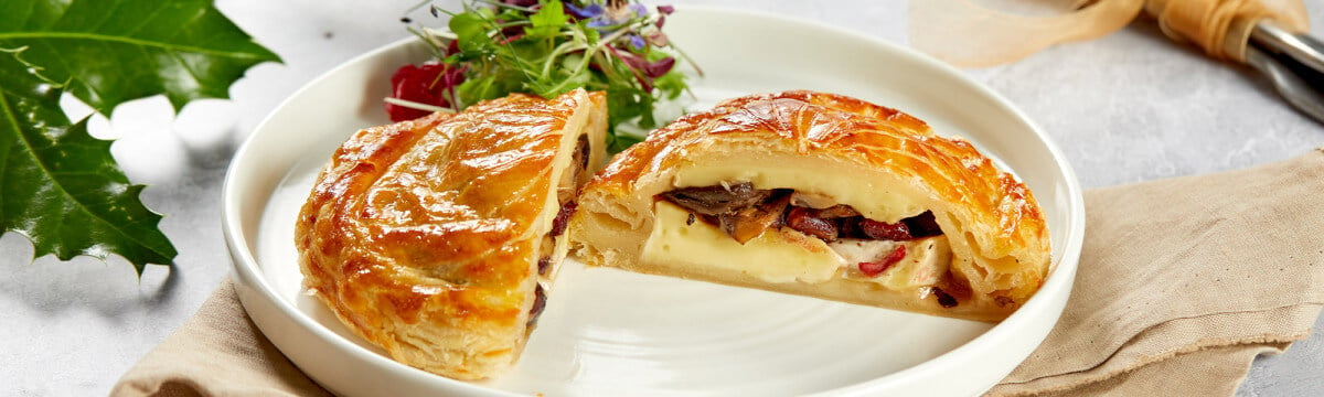 Cranberry, mushroom and brie pithivier