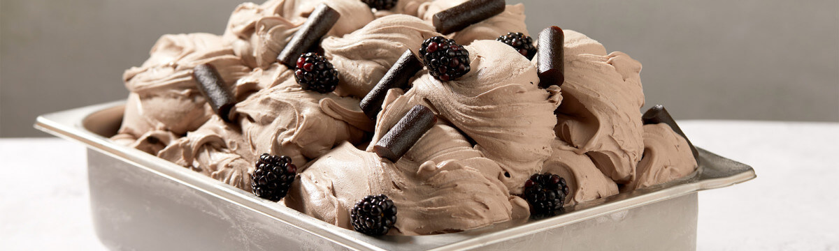 Liquorice and blackberry gelato