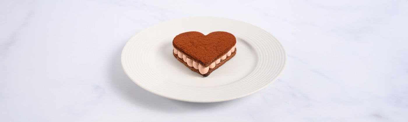 Raspberry and cocoa heart