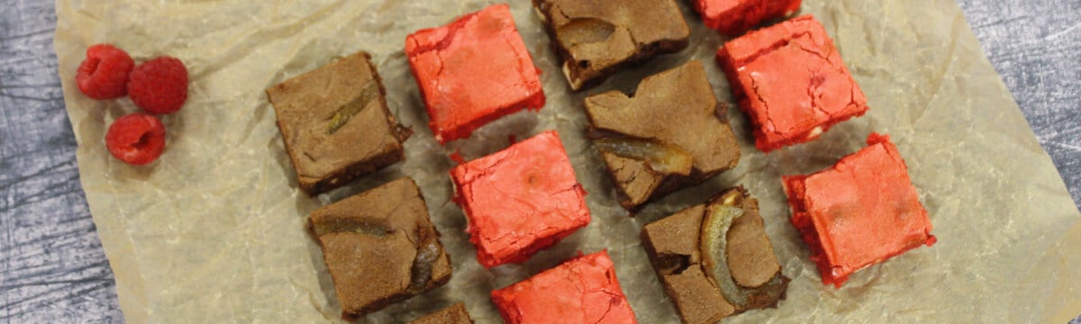 Raspberry blondies