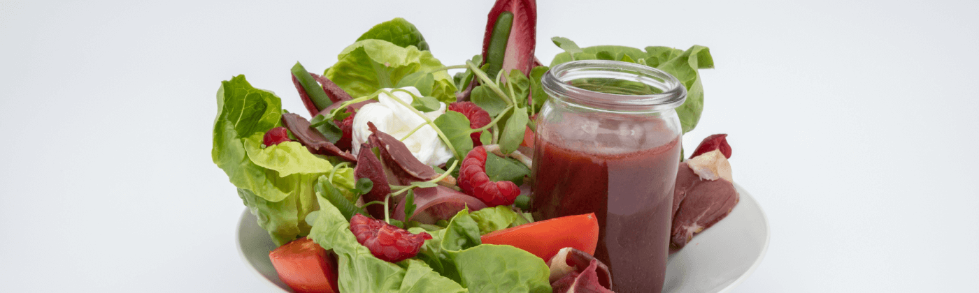 Smoked duck breast and raspberry vinaigrette salad