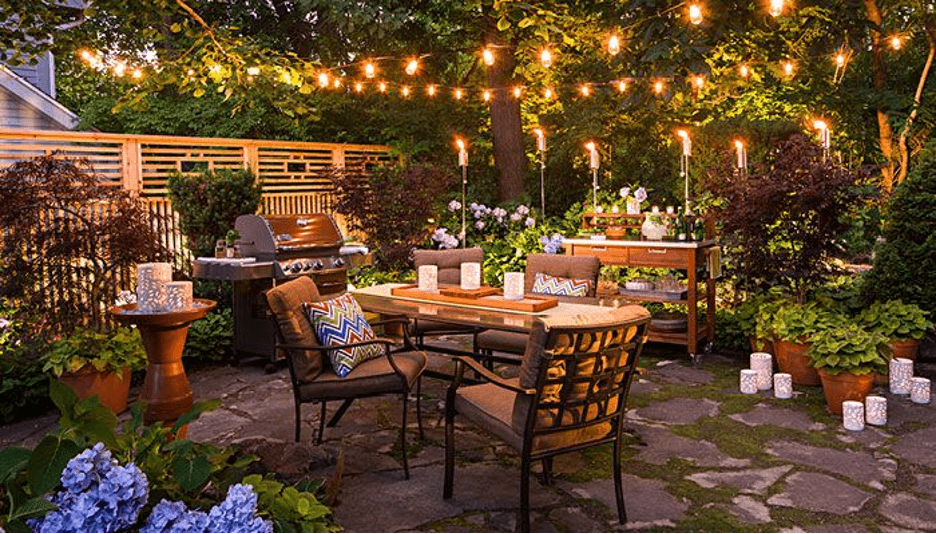 Outdoor Dining Areas That Rock