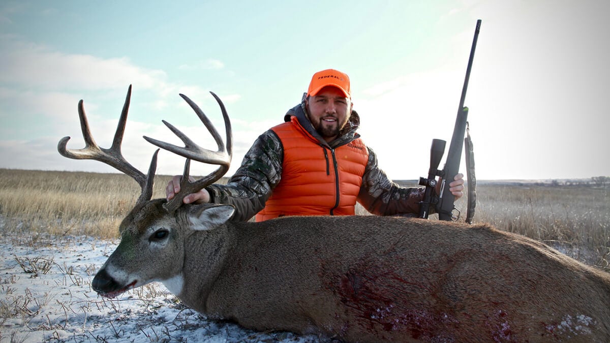 5 Late Season Deer Hunting Tips and Tactics - Realtree Store