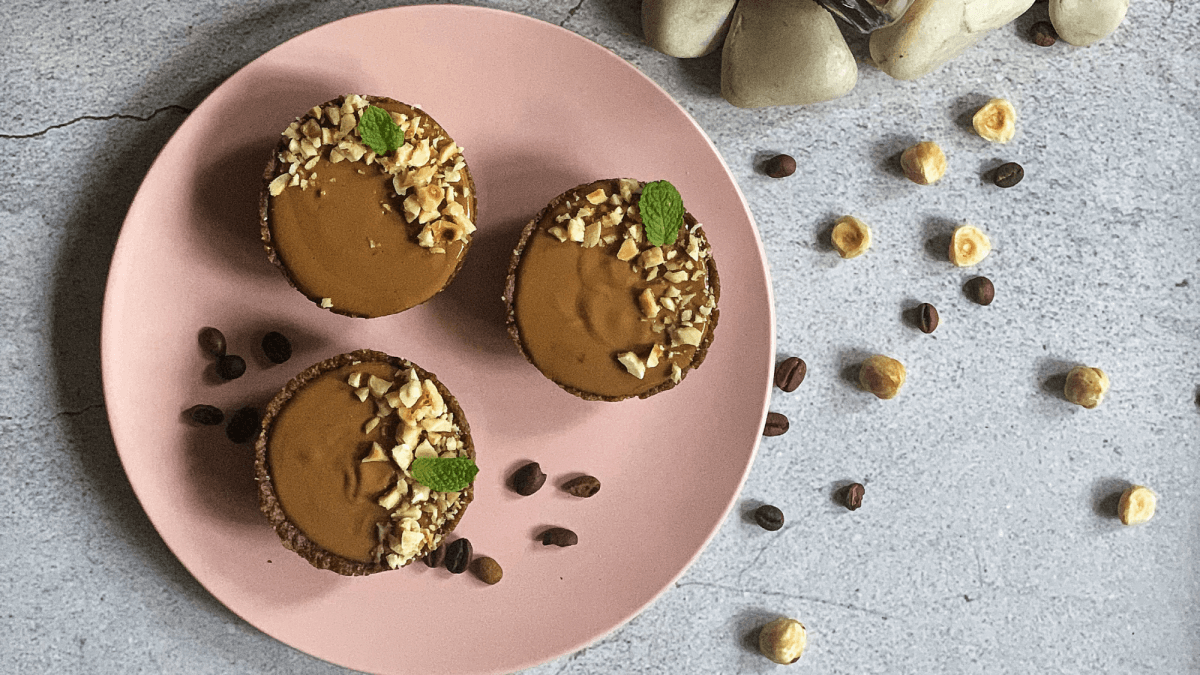 No bake hazelnut coffee tarts - no oven delicious dessert