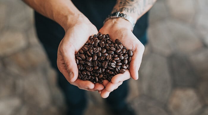 A Definitive Guide to Coffee Roasts + 5 Types & Benefits