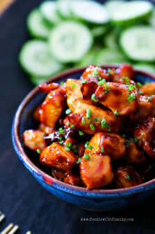 Honey Sriracha Glazed Chicken Bites