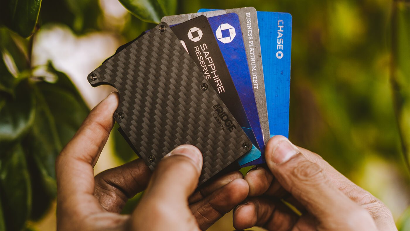 How to Use the Ridge Wallet, with 3 Options for Accessing Middle Cards 