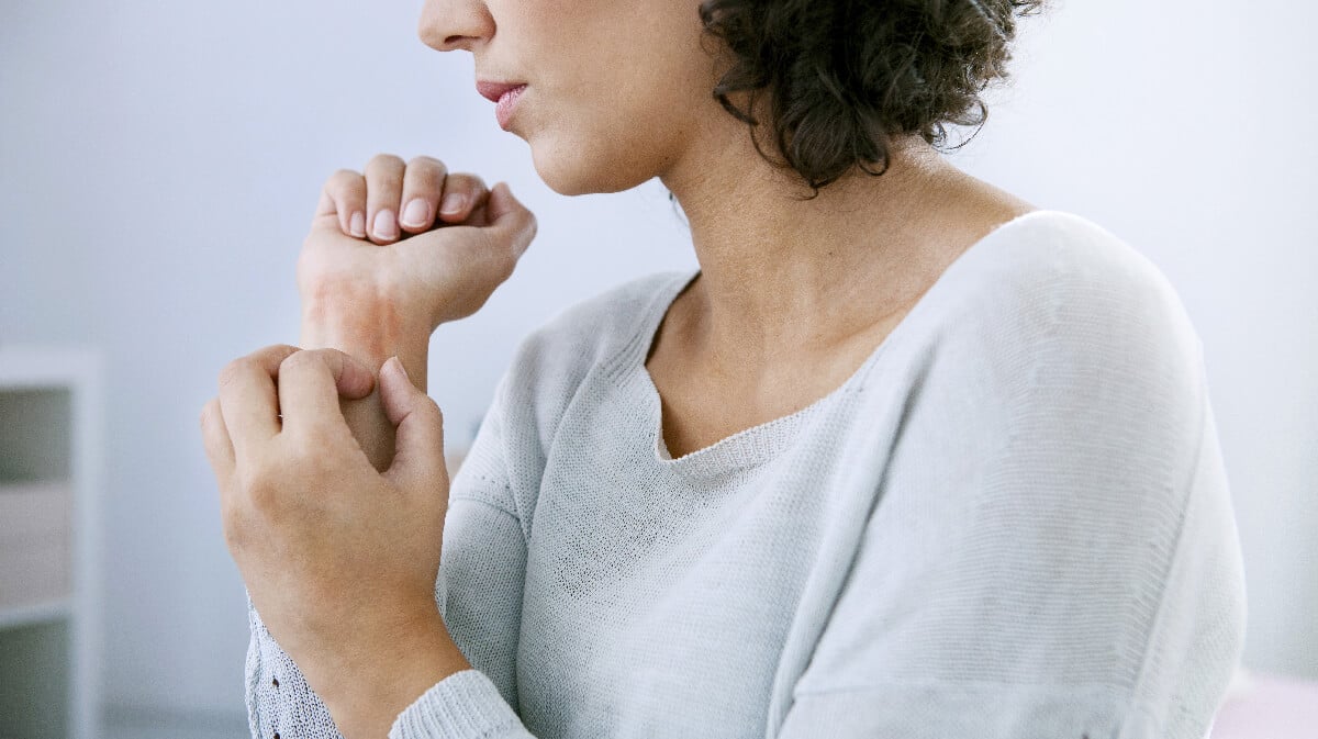 Hautjucken und Hautreizungen: Wie sie entstehen und wie Du sie behandelst