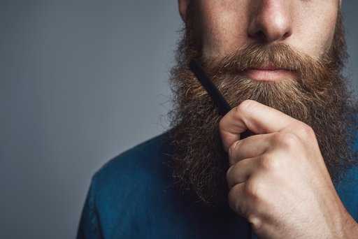 Does Using a Beard Comb Actually Help?