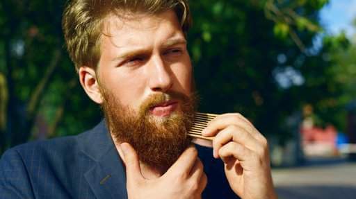 Beard Comb Cleaning | How To Clean A Comb