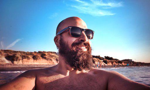 5 common problems while growing a full beard and how to solve them