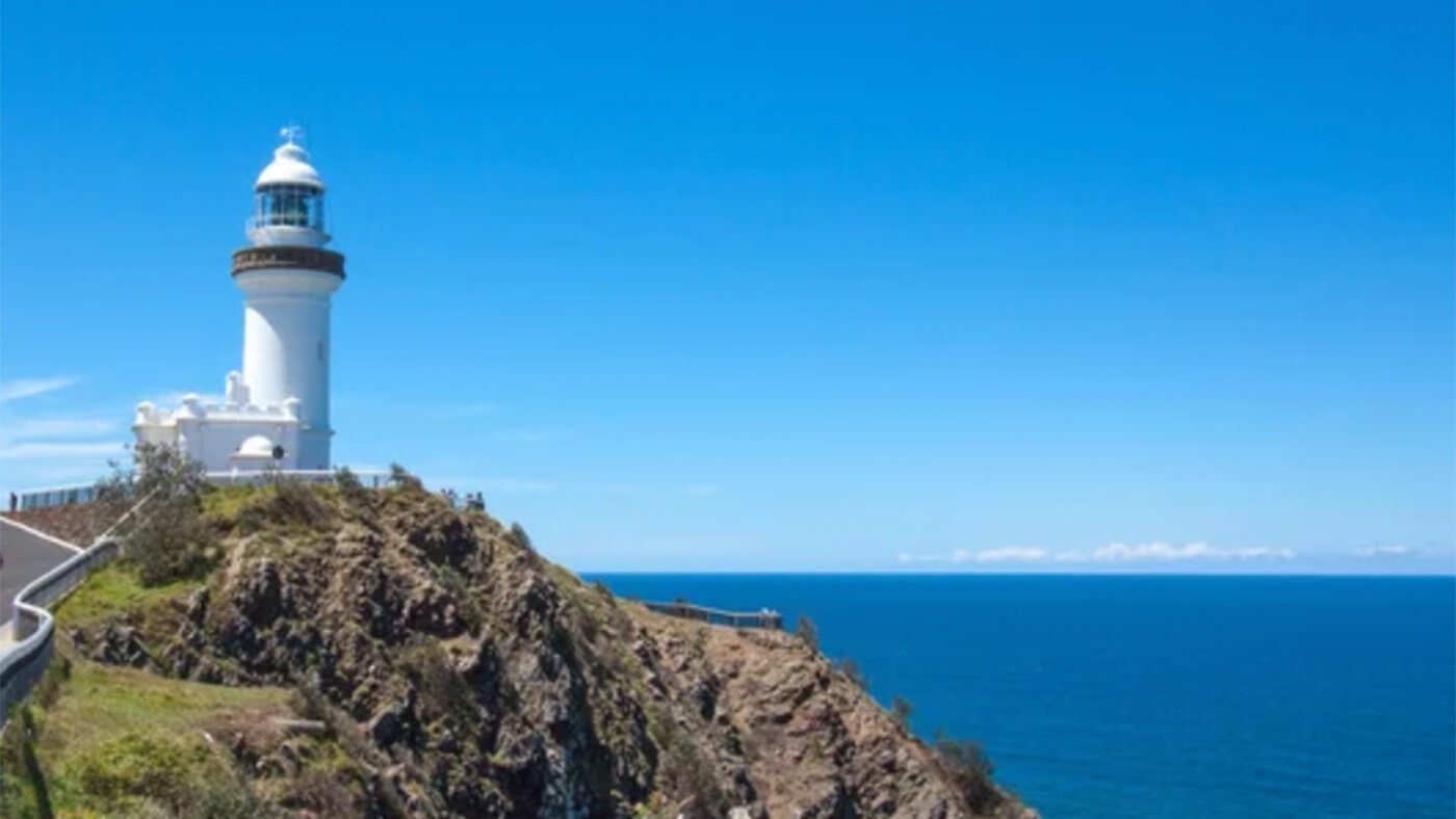 Byron Bay from Hippies to Hollywood Celebs. 11 Things to Do & See in Byron Bay.