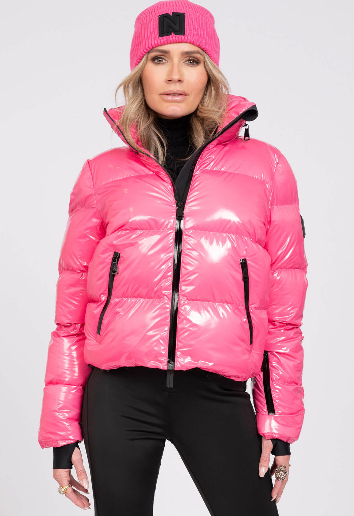 Top Christmas Gifts for Women Skiers under £500