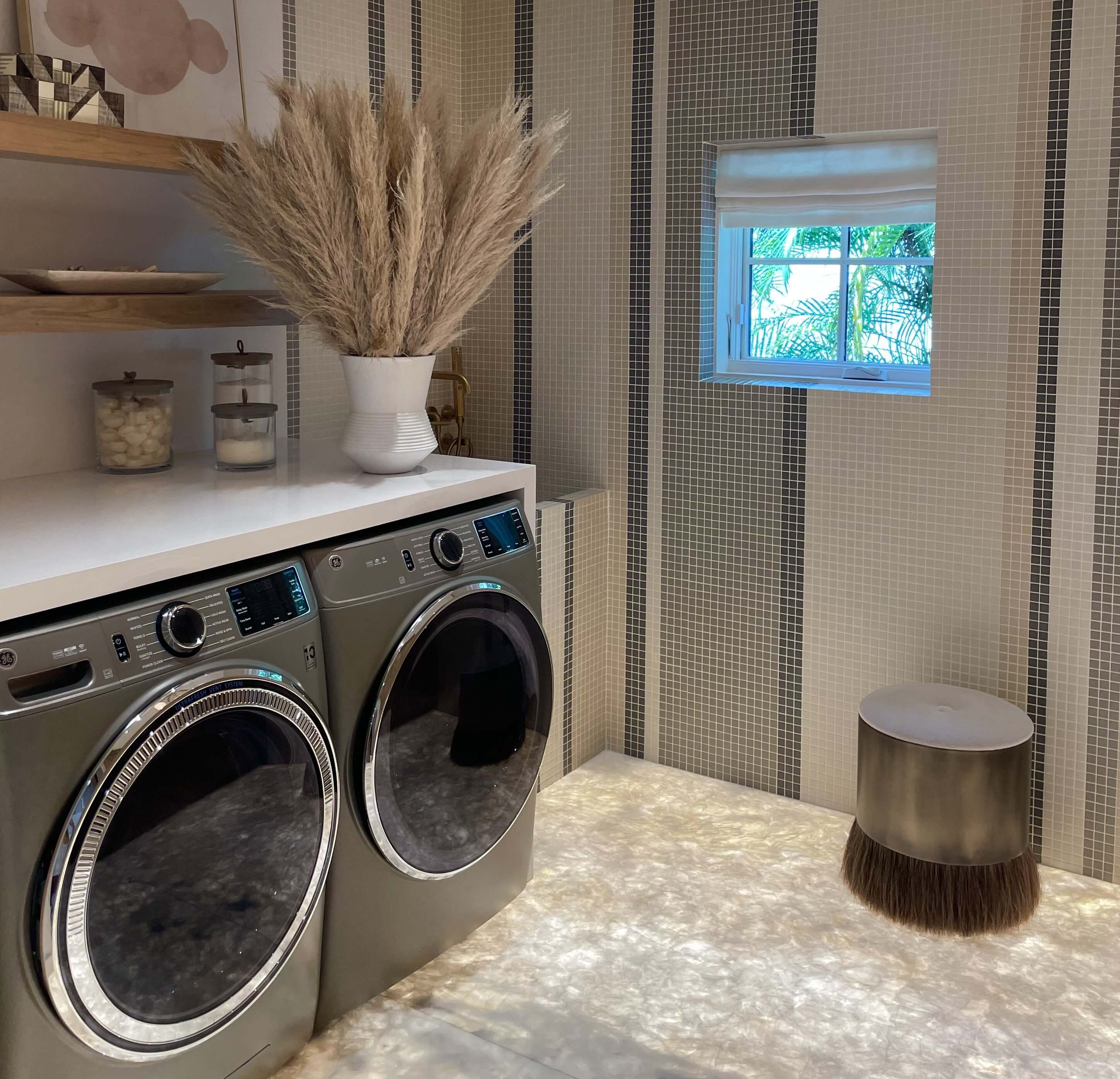 Small Laundry Room Ideas: Make Your Laundry Room Your Favorite Room