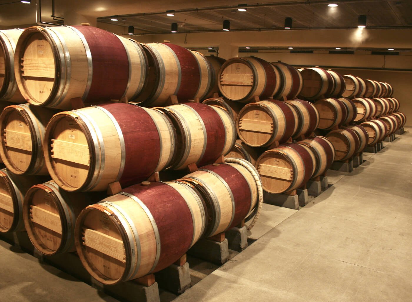 The Art of Barrel-Aged Wines