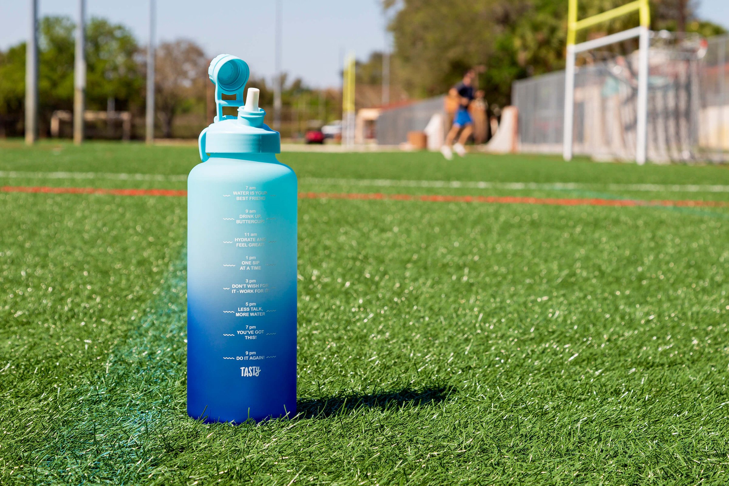 How a Motivational Water Bottle Can Kickstart Your Hydration Goals