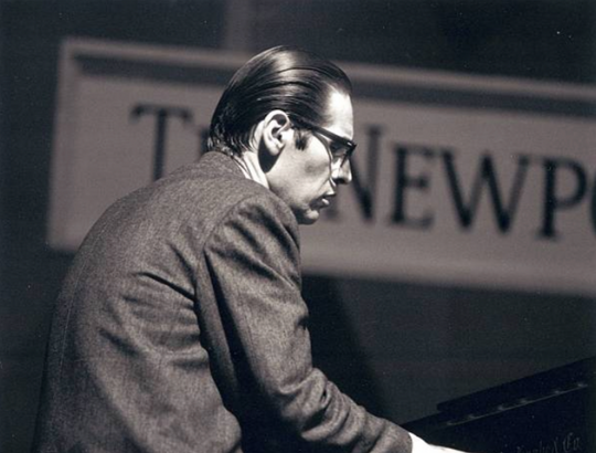 Découvrir la discographie de Bill Evans