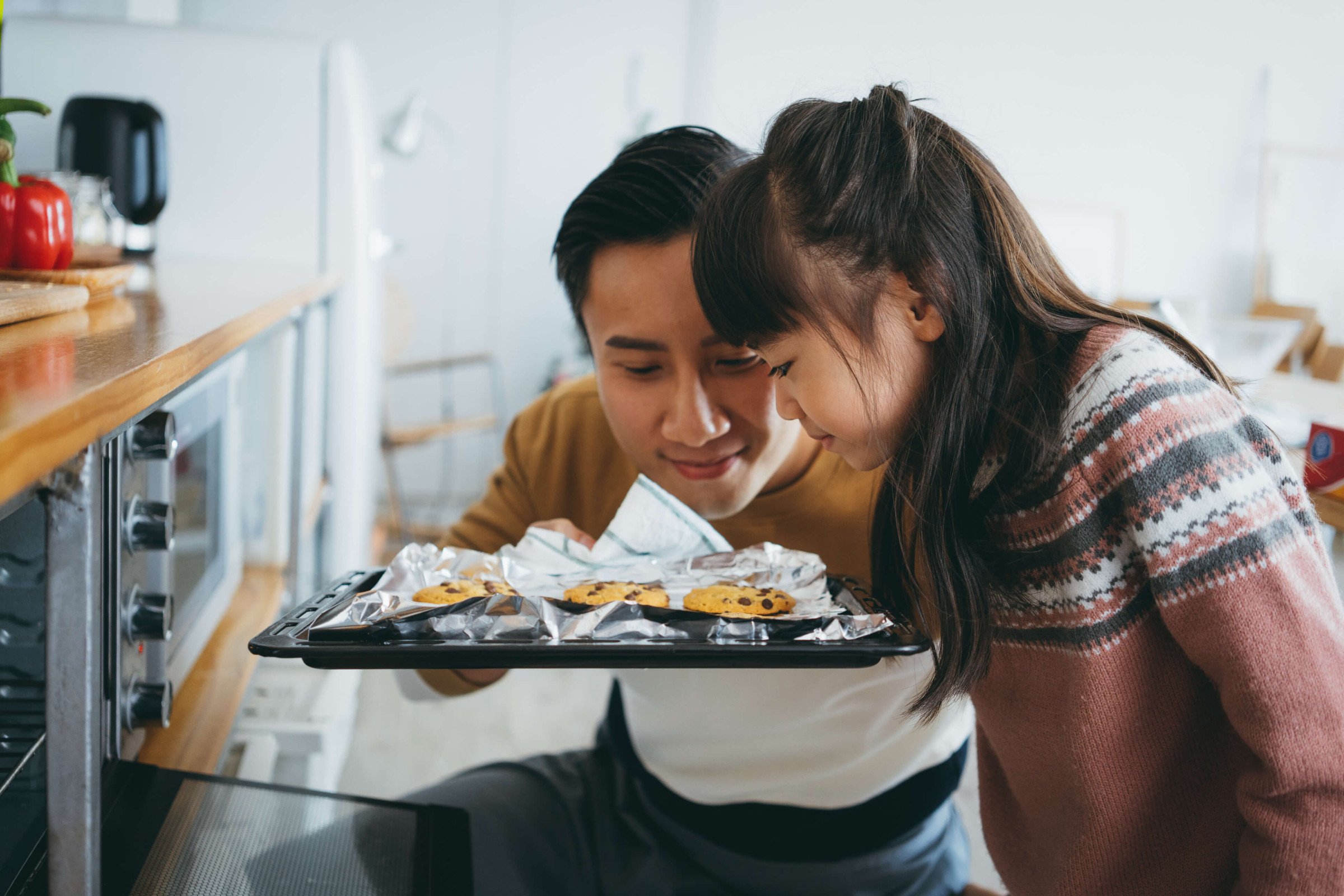 One Pan, Many Uses: Hacks for Reimagining Your Baking Pans