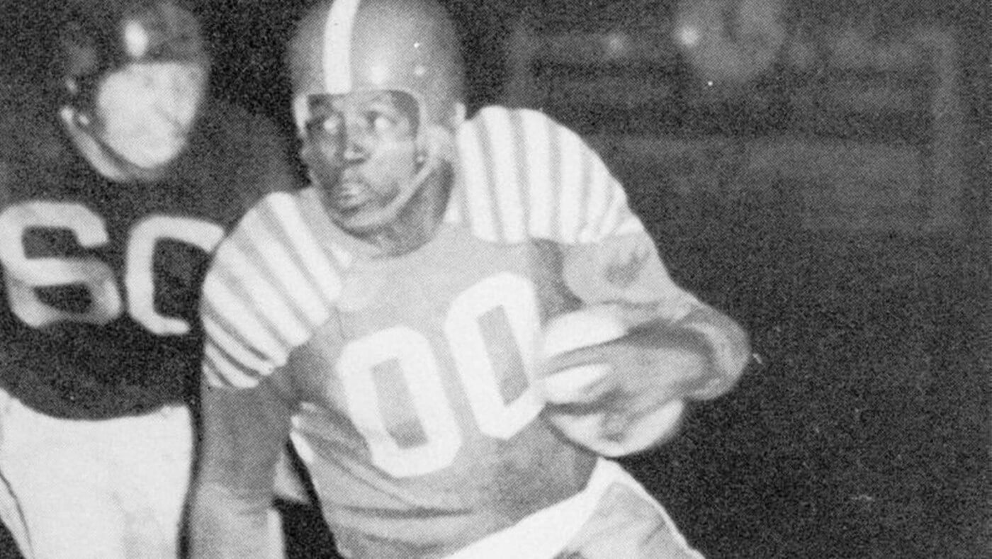 The All-America Football Conference: Players, Coaches, Records, Games and  Awards, 1946-1949