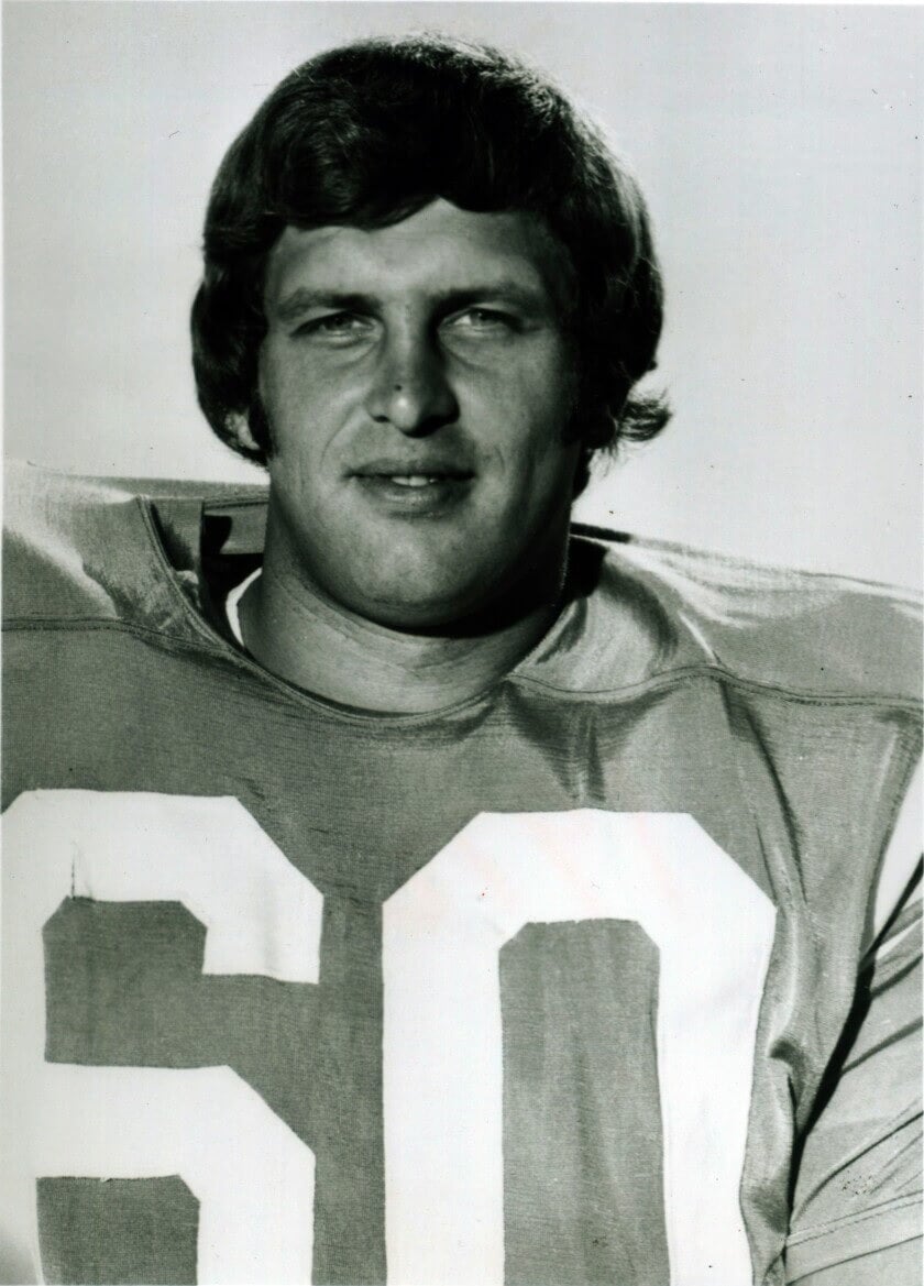 Clayton Weishuhn, Patriots single-season tackles leader, dies at 62