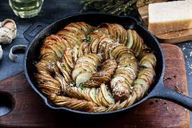 Crispy Roasted Potatoes with Thyme