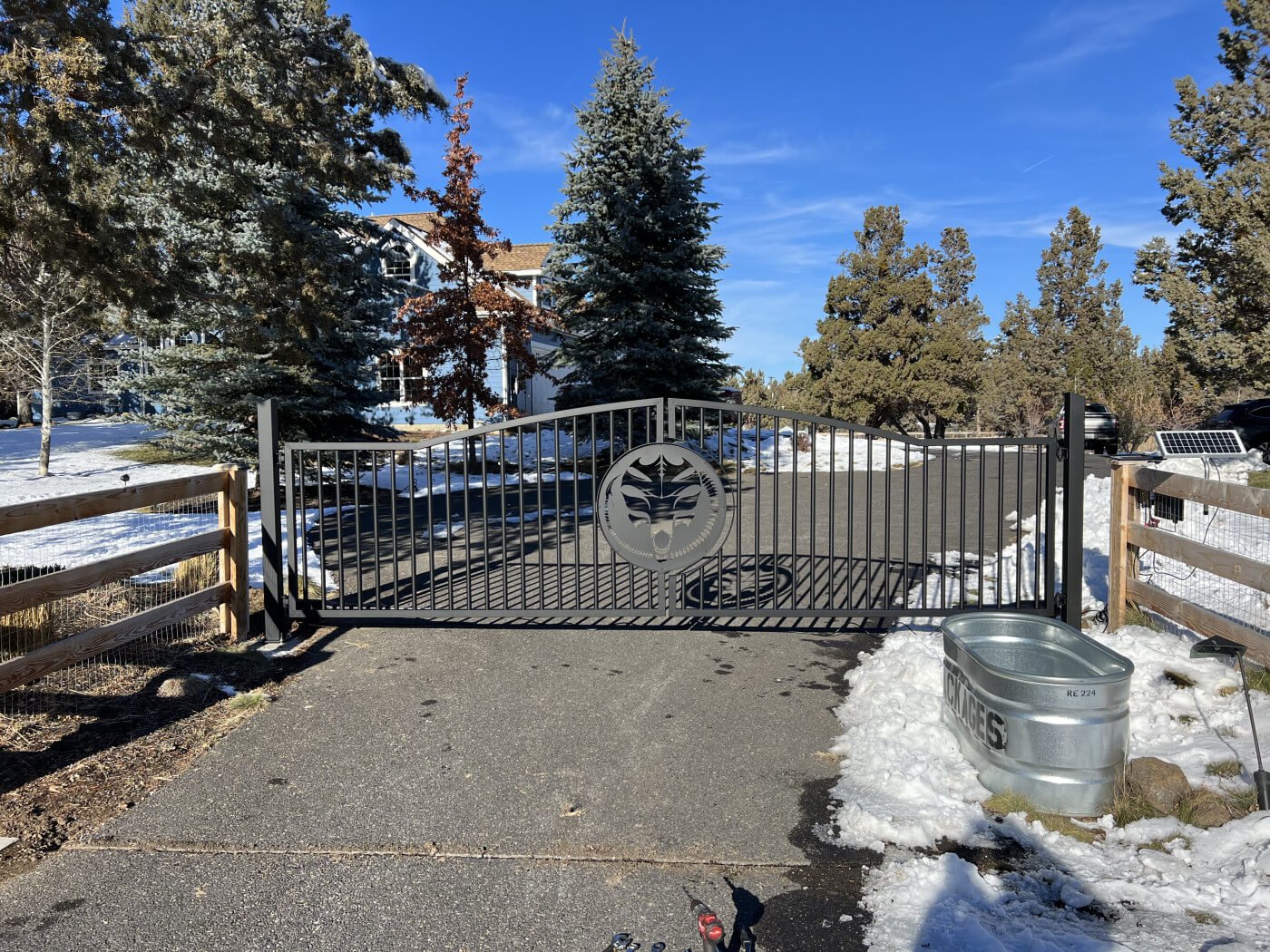 How to Ensure Your Gate Opener Operates Reliably in the Cold