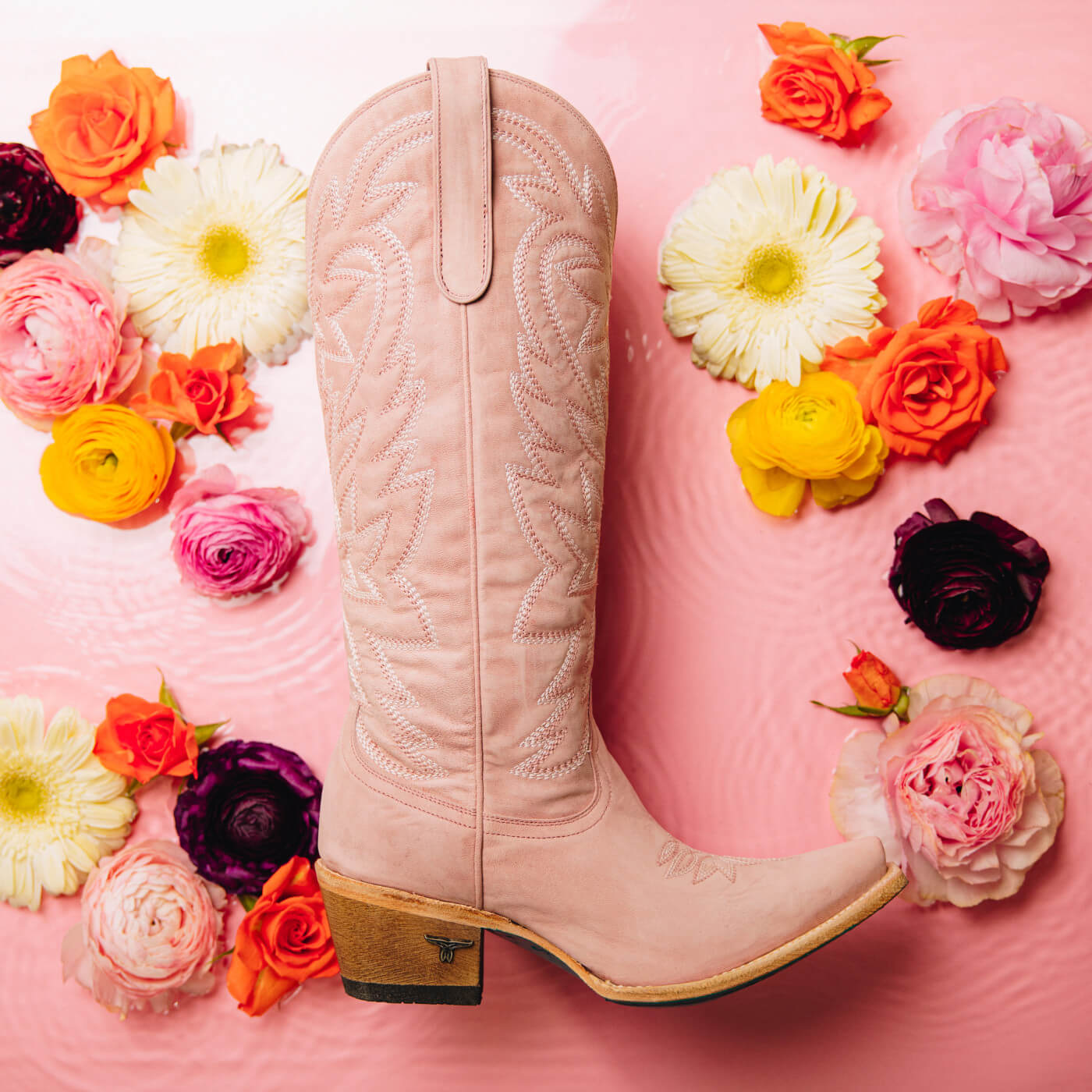 How to Style Cowboy Boots for Summer 2023