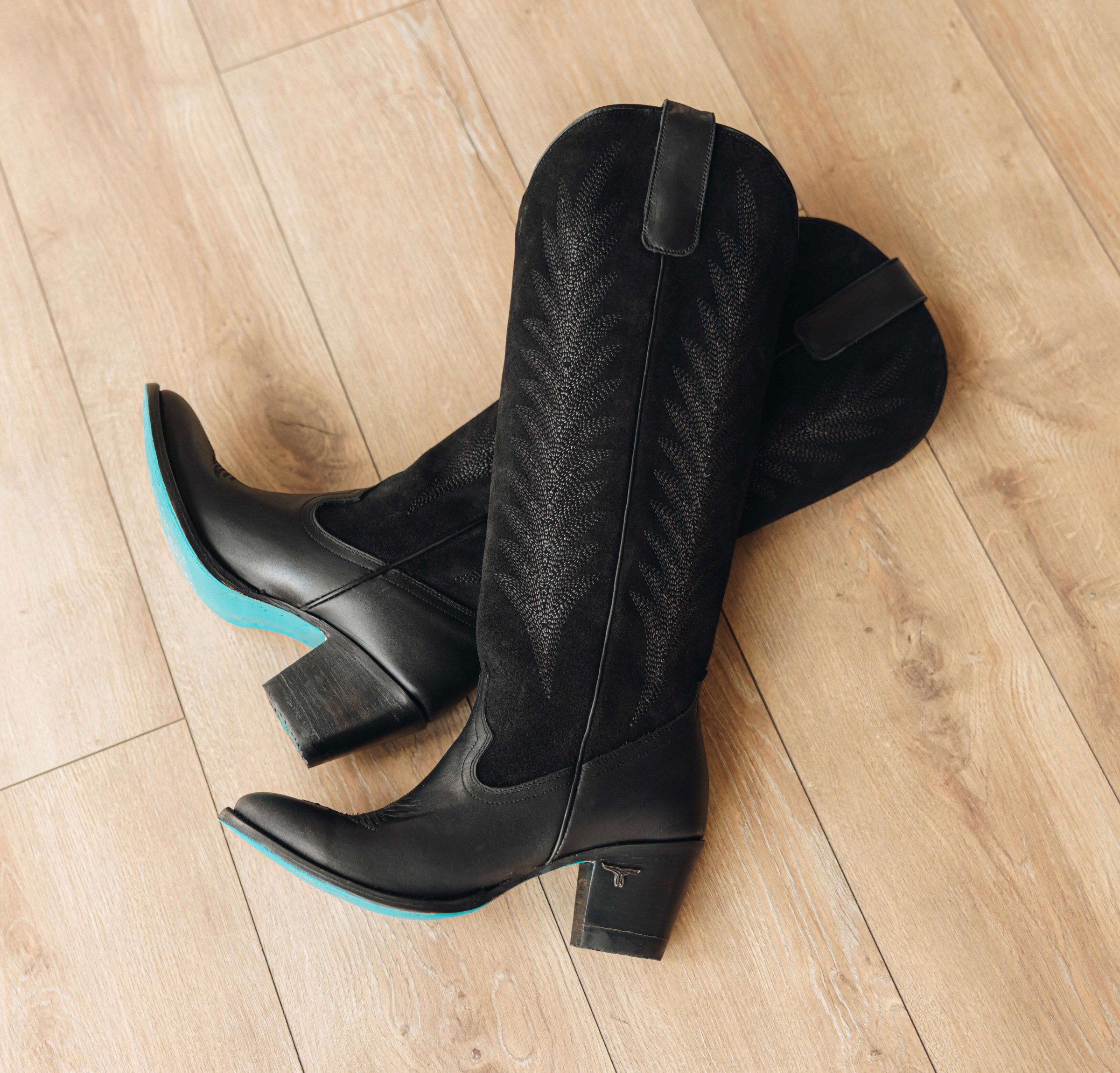 Jolene Boot, perfect for NFR, a suede and leather combination in black