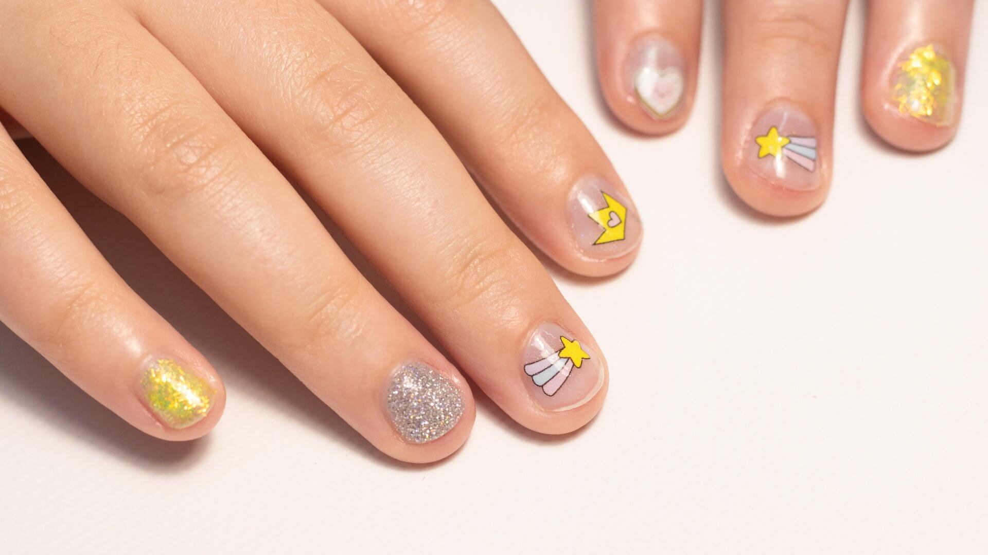 Can You Put a Clear Coat Over Nail Stickers?