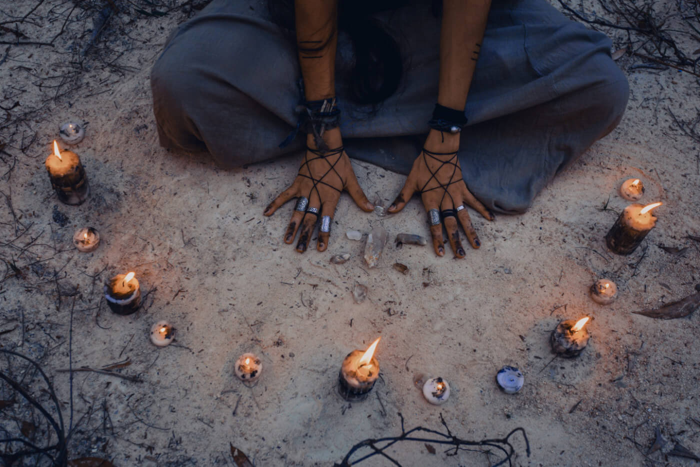 ALL ABOUT DIVINATION & CHANNELING